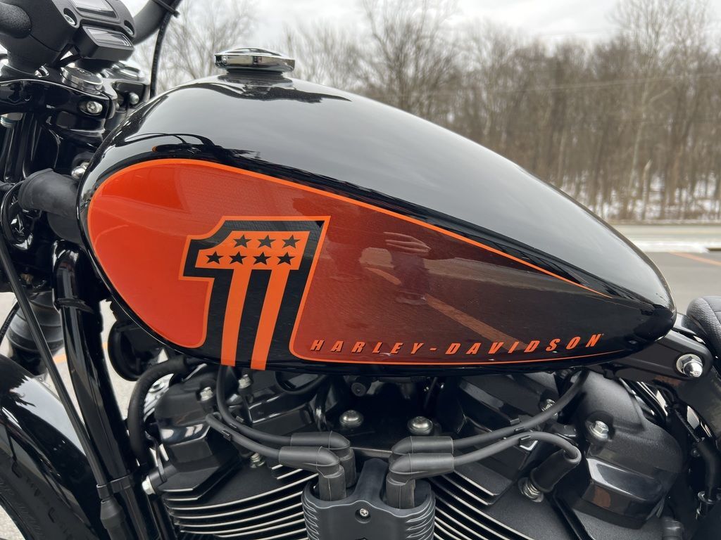 Used 2023 Harley-Davidson® Cruiser Motorcycle - Image 9