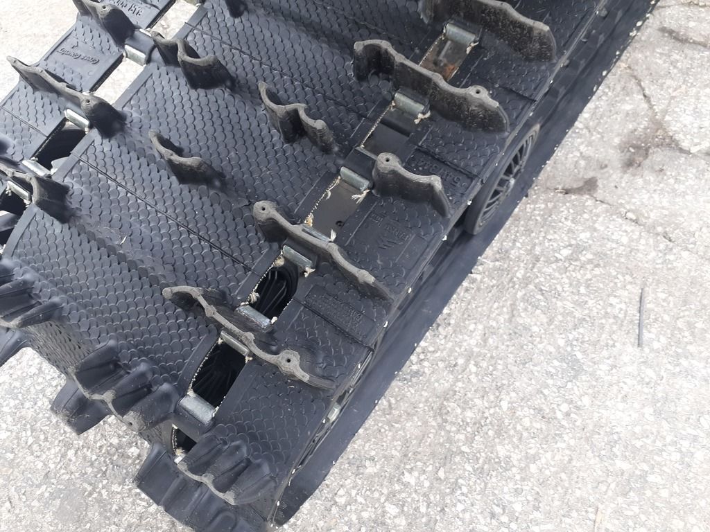 Used 2021 Polaris® Snowmobile 650 Switchback Assault 146 - Image 10