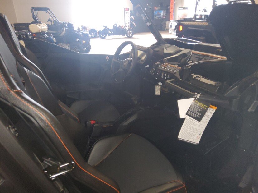 New 2022 Can-Am Commander 1000R XT - Image 6