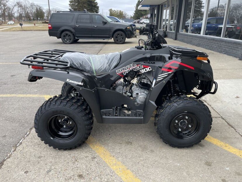 New 2023 Kawasaki Brute Force 300 - Image 3