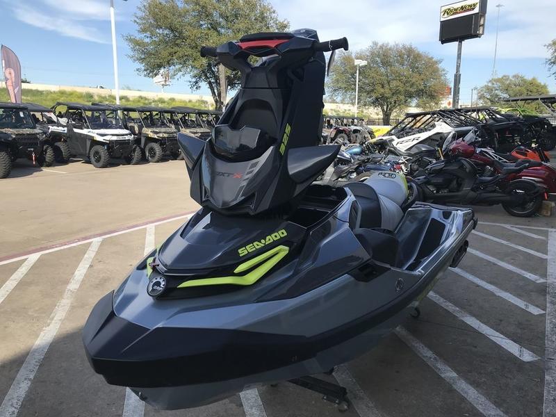 2024 Sea-Doo RXT®-X® 325 Ice Metal/MantaGreen - Image 12