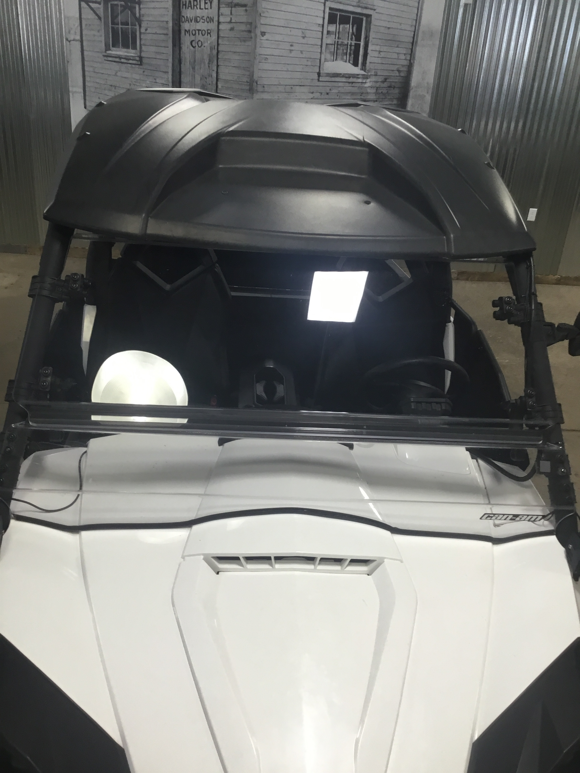 Used 2020 Can-Am UTV/Utility Commander 800R - Image 5