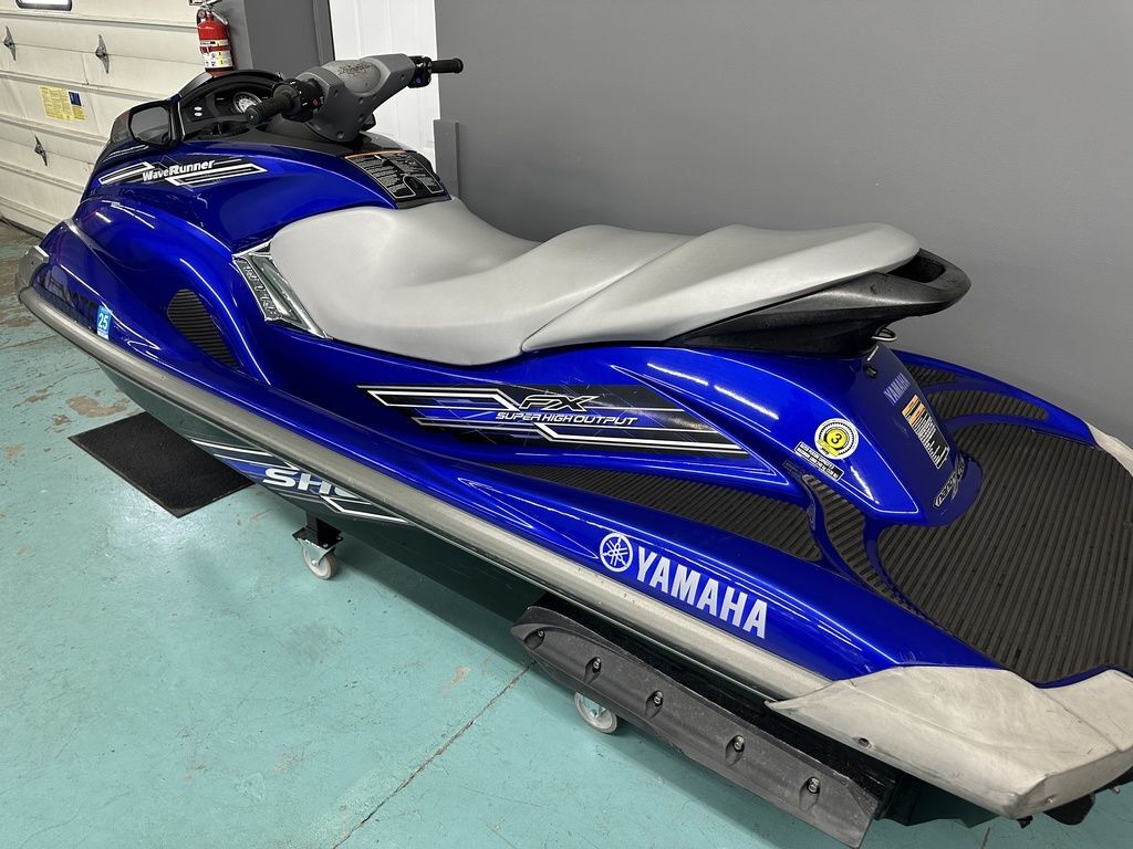 Used 2009 Yamaha Two Seater Personal Watercraft FX SHO - Image 11