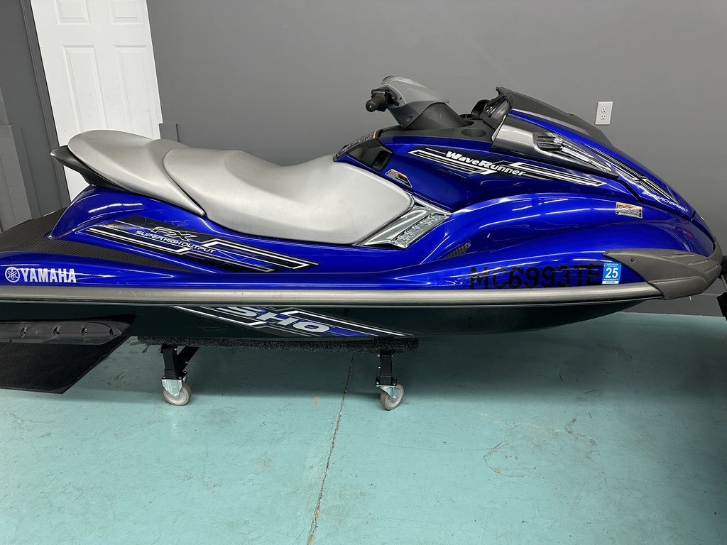 Used 2009 Yamaha Two Seater Personal Watercraft FX SHO - Image 6