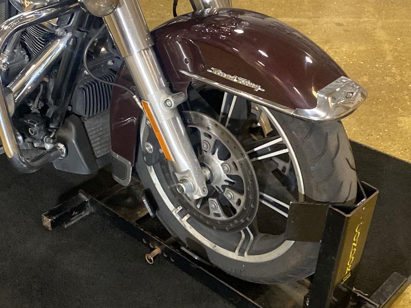 2021 Harley-Davidson® FLHR - Road King® - Image 7