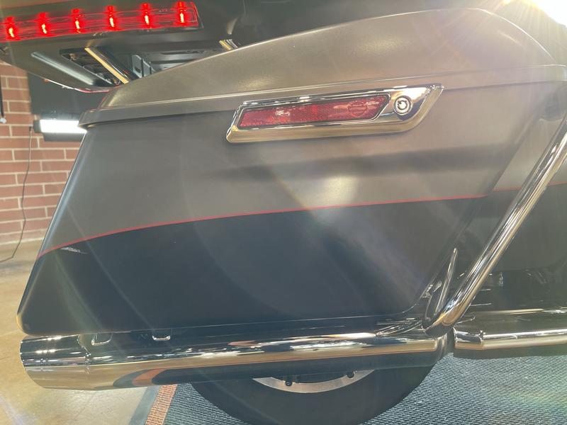 2018 Harley-Davidson® FLHTK - Ultra Limited - Image 8