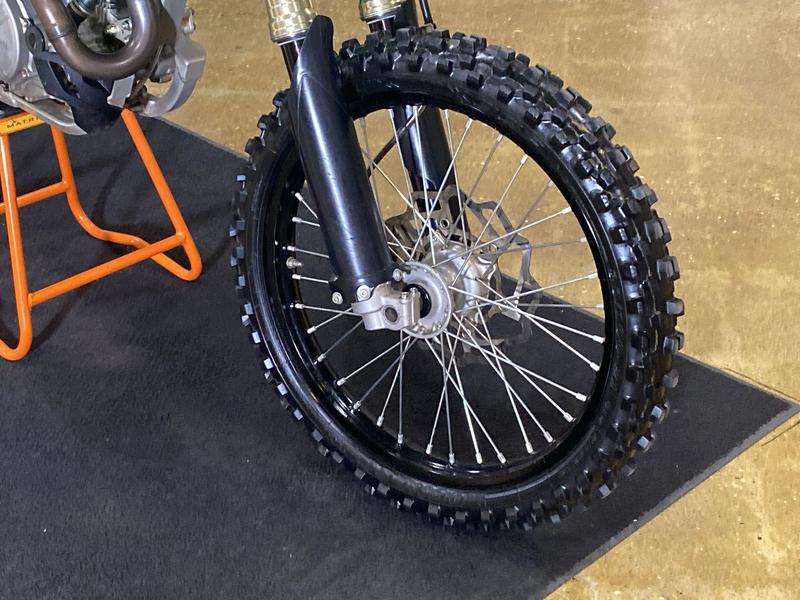 2021 Kawasaki KX™450 - Image 9