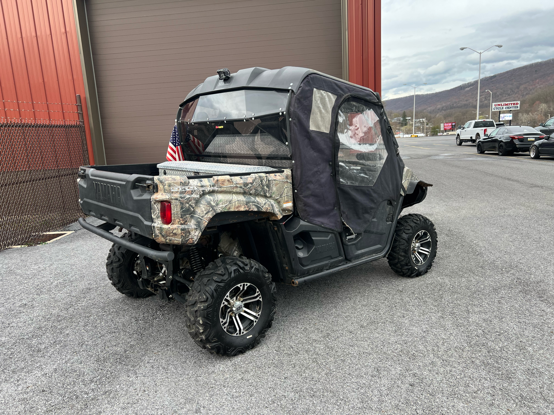 Pre-Owned 2014 Yamaha Viking EPS For Sale - Image 4