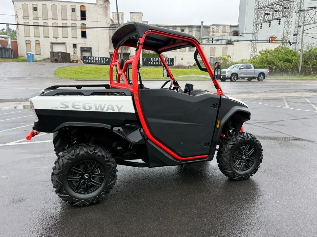 Pre-Owned 2024 Segway Powersports UT10 P - Image 5